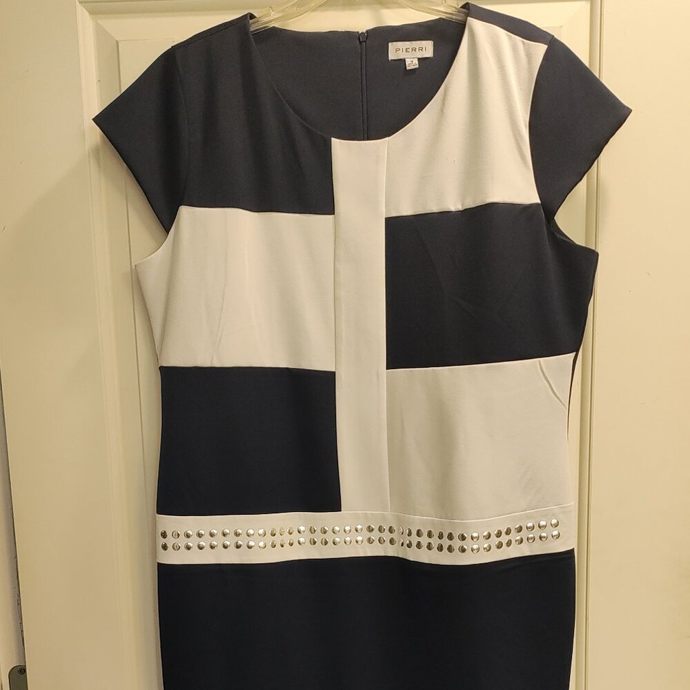 Pierri New York Blue and White Dress Size 16